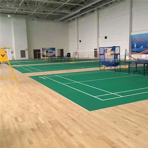 羽毛球運(yùn)動木地板